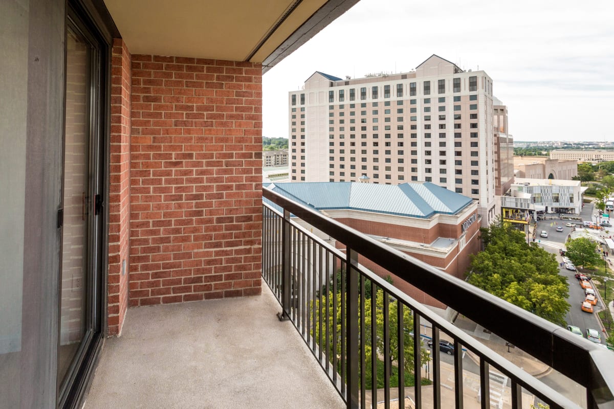 Renovated Apartments for Rent in Pentagon City Arlington VA Floor Plans